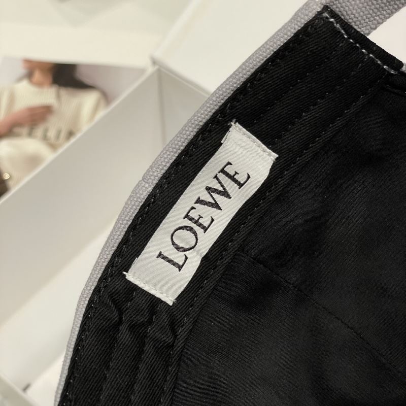 Loewe Caps